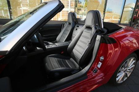 Fiat 124 Spider 1.4 Turbo, Sitze