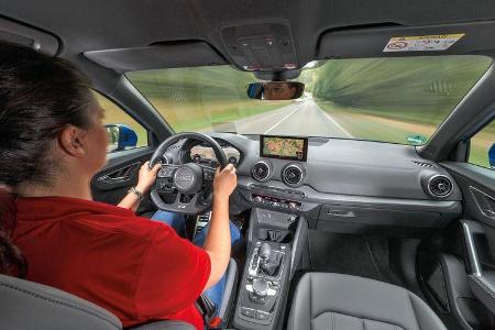 Audi Q2 2.0 TDI Quattro, Cockpit