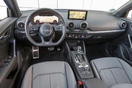 Audi Q2 2.0 TDI Quattro, Cockpit