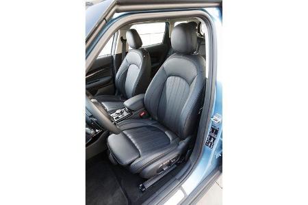 Mini Clubman Cooper SD All4, Fahrersitz