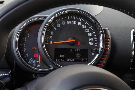 Mini Clubman Cooper SD All4, Rundinstrumente