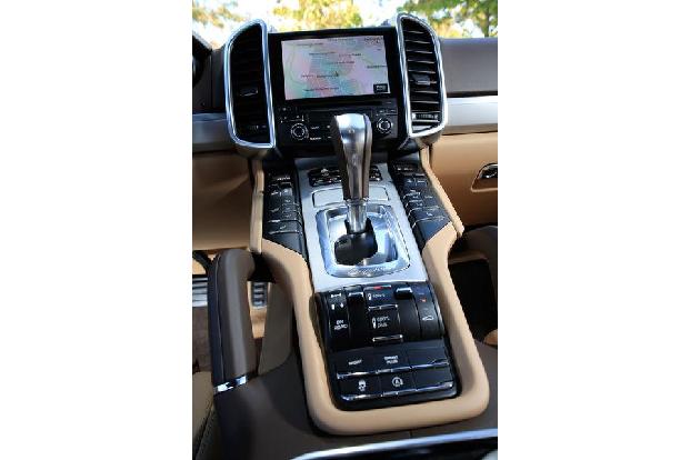 Porsche Cayenne, Mittelkonsole