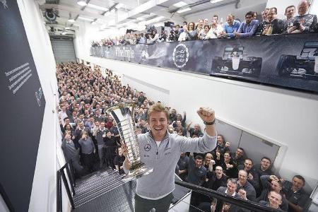 Nico Rosberg - Feier - Mercedes-Fabrik Brackley - 2016