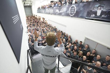 Nico Rosberg - Feier - Mercedes-Fabrik Brackley - 2016