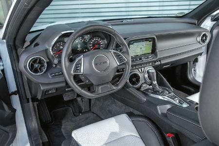Chevrolet Camaro 6.2V8, Cockpit