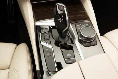 BMW 540i xDrive, Schalthebel