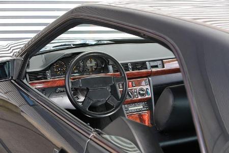 Mercedes 300 CE, Cockpit