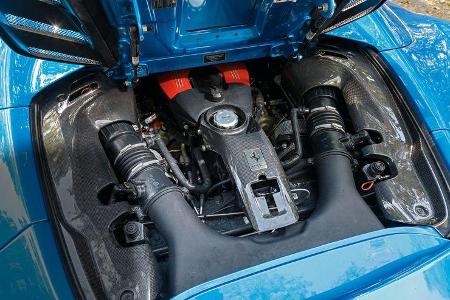 Ferrari 488 Spider, Motor