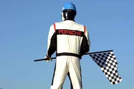 Porsche USA L.A. Experience Center