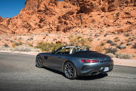Mercedes-AMG-GT-Roadster