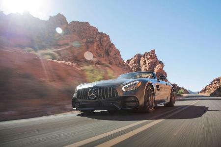 Mercedes-AMG-GT-Roadster