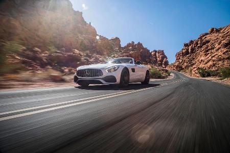 Mercedes-AMG-GT-Roadster