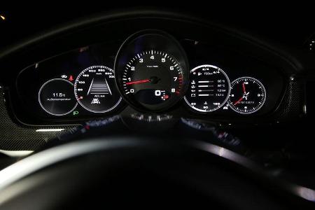 Porsche Panamera 4S, Rundinstrumente