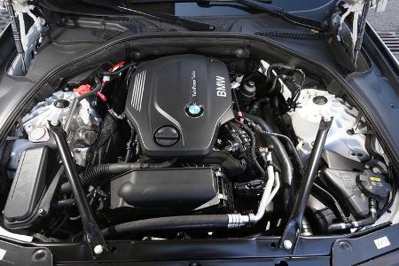 BMW Fünfer Touring, Motor