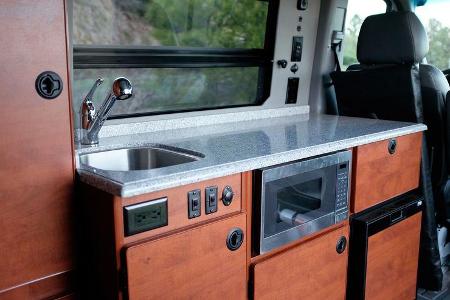 Sportsmobile Mercedes Sprinter 4x4 Wohnmobil