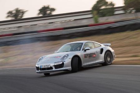 Porsche 911 Turbo, Seitenansicht, Driften