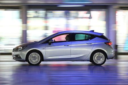 Opel Astra 1.6 Biturbo CDTI, Seitenansicht