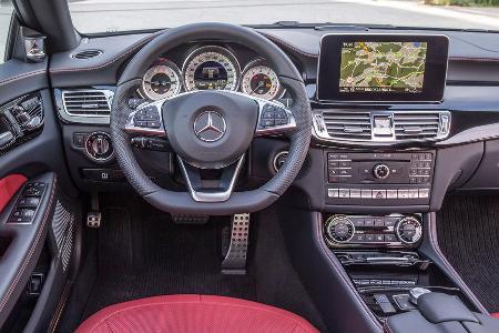 Mercedes CLS 400, Cockpit