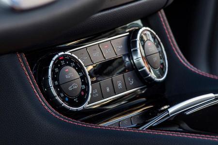 Mercedes CLS 400, Mittelkonsole