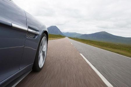 Aston Martin Vanquish Coup, Impression, Schottland