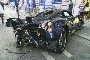 Pagani Huayra Pearl - Crash