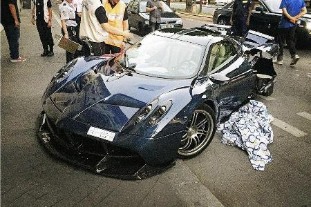 Pagani Huayra Pearl - Crash