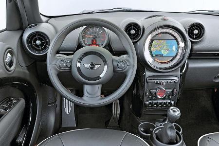 Mini Countryman Cooper S, Cockpit