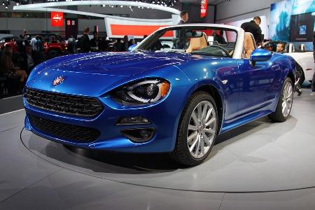 11/2015 Fiat 124 Spider leaked