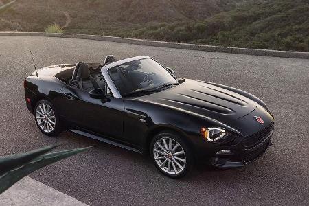 11/2015 Fiat 124 Spider leaked