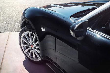 11/2015 Fiat 124 Spider leaked