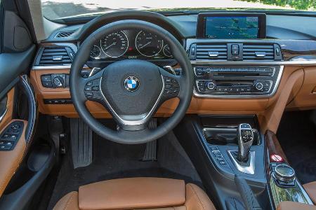 BMW 330d, Cockpit