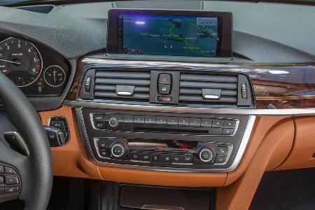 BMW 330d, Mittelkonsole