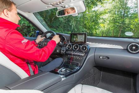Mercedes C 180 T, Cockpit, Fahrersicht
