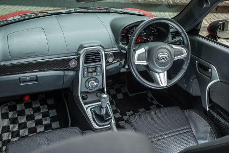 Daihatsu Copen Robe, Cockpit