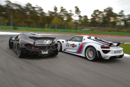 Porsche 918 Spyder, McLaren P1, Heckansicht
