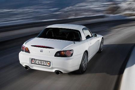 Insgesamt liefen von dem Extrem-Roadster rund 112.000 Exemplare vom Band.