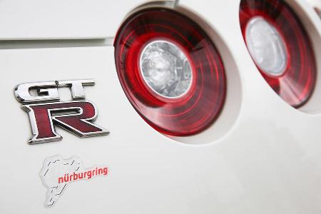 Nissan GT-R Nismo, Fahrbericht, Sportwagen, Supersportwagen, Nrburgring, Nordschleife, Rcklichter