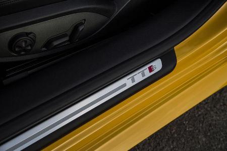Audi TTS S tronic, Zierleiste