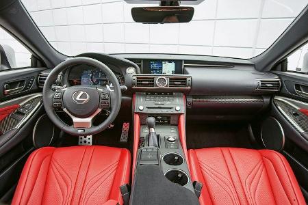 Lexus RC F, Cockpit