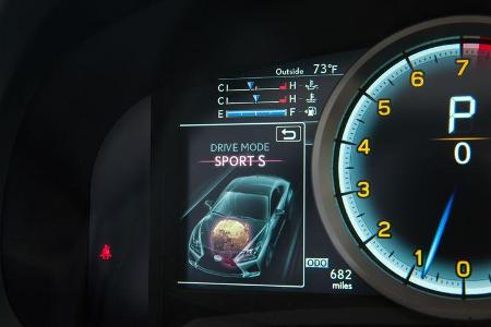 Lexus RC F, Bordcomputer, Infotainment