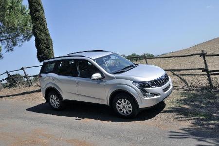 Mahindra XUV 500 Modelljahr 2016