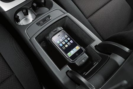 Audi Q5 Kaufberatung, Handy-Vorbereitung