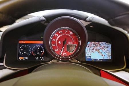 Ferrari F12 Berlinetta, Rundinstrumente