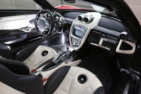 Pagani Huayra, Cockpit, Innenraum
