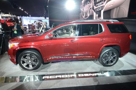GMC Acadia Denali 2016