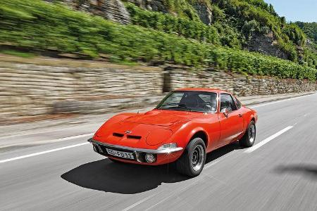 Ford-Capri-1700-GT-Opel-GT-1900-Vergleichstest