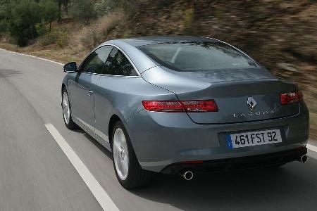 Die Leistungsspanne liegt zwischen 150 und 238 PS.