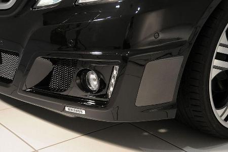 Brabus hat LED-Tagfahrleuchten und Zusatzscheinwerfer, aber auch wahlweise neue Nebel- oder Fernscheinwerfer im Programm.