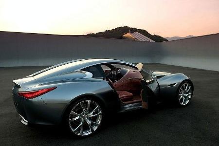 Der Essence ist ein luxuriöser Zweisitzer.