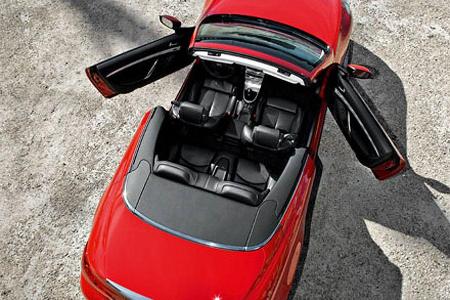 In der zweiten Reihe ist es eng.